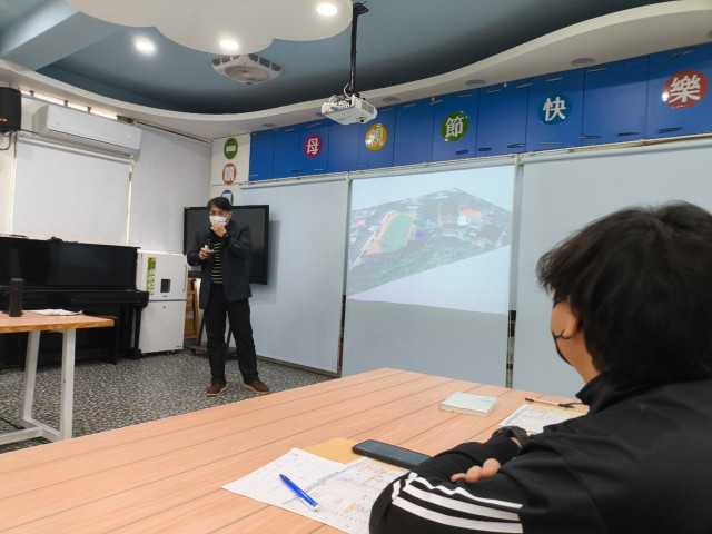 LINE_ALBUM_20250212校務會議_250213_11.jpg